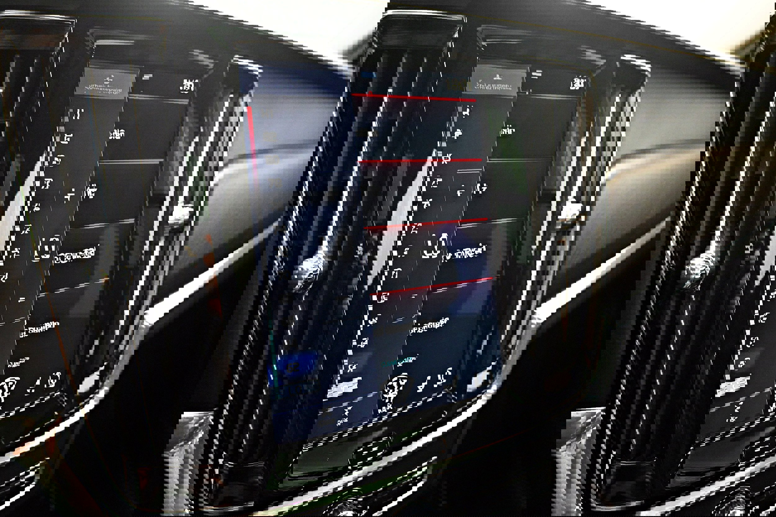 Used 2018 Volvo V90 T6 Cross Country w/ Convenience Package AWD/4WD image 14