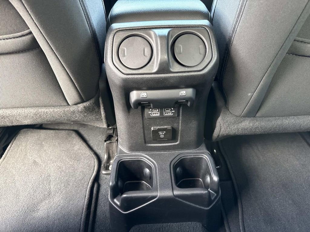 Used 2022 Jeep Gladiator Sport image 25