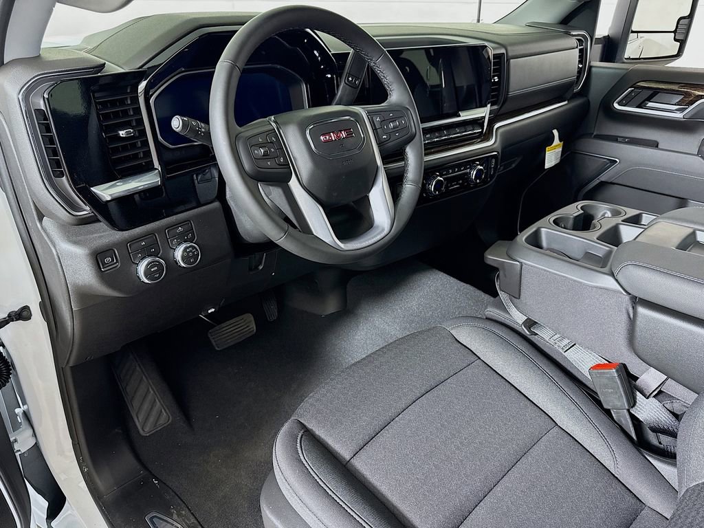 New 2026 GMC Sierra 2500 SLE w/ SLE Value Package; image 5