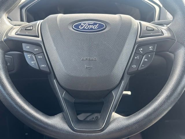 Used 2018 Ford Fusion SE image 17