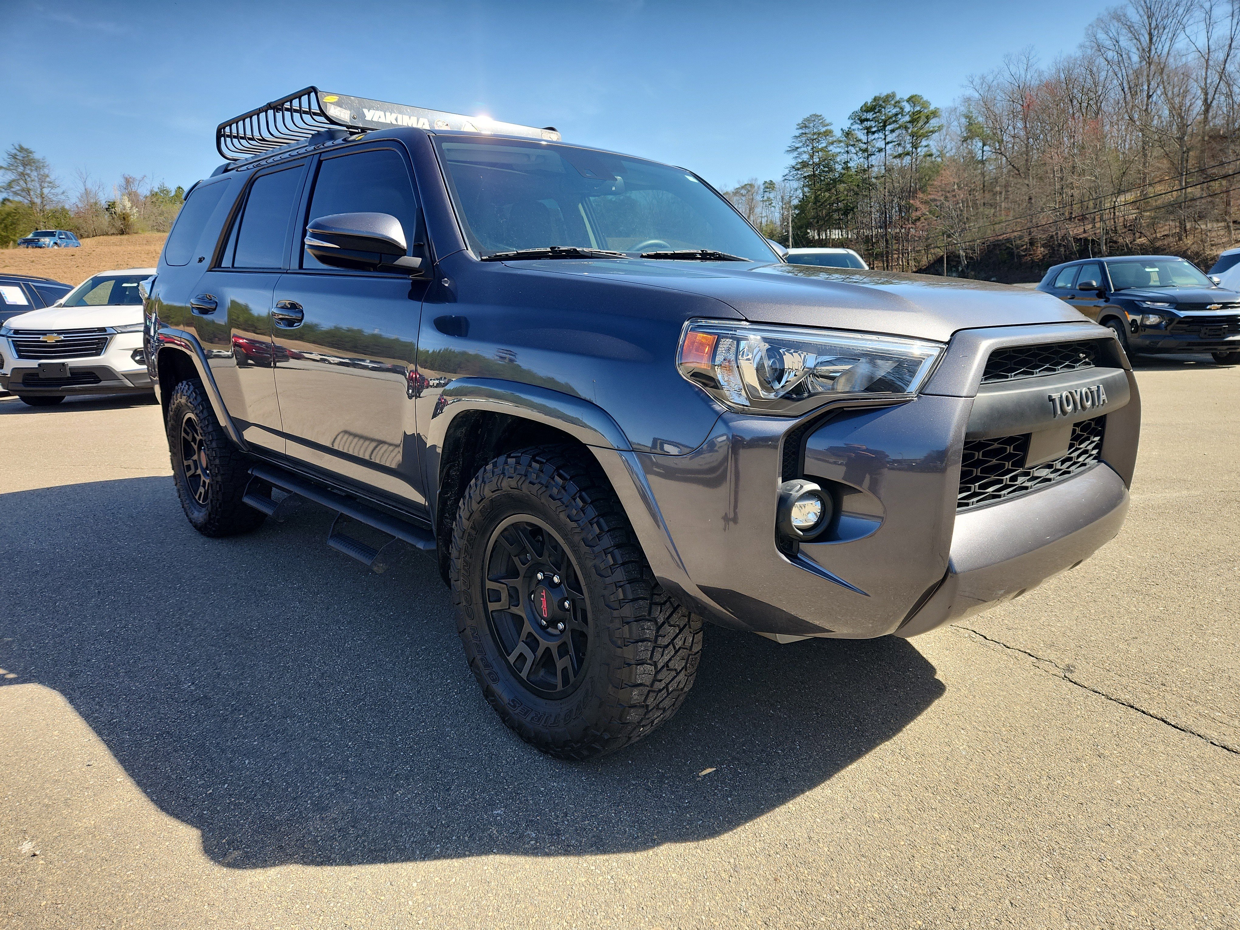 Used 2022 Toyota 4Runner SR5 Premium w/ Moonroof Package image 11
