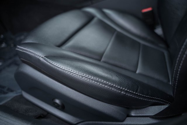 Used 2016 Mercedes-Benz C 300 4MATIC Sedan image 33