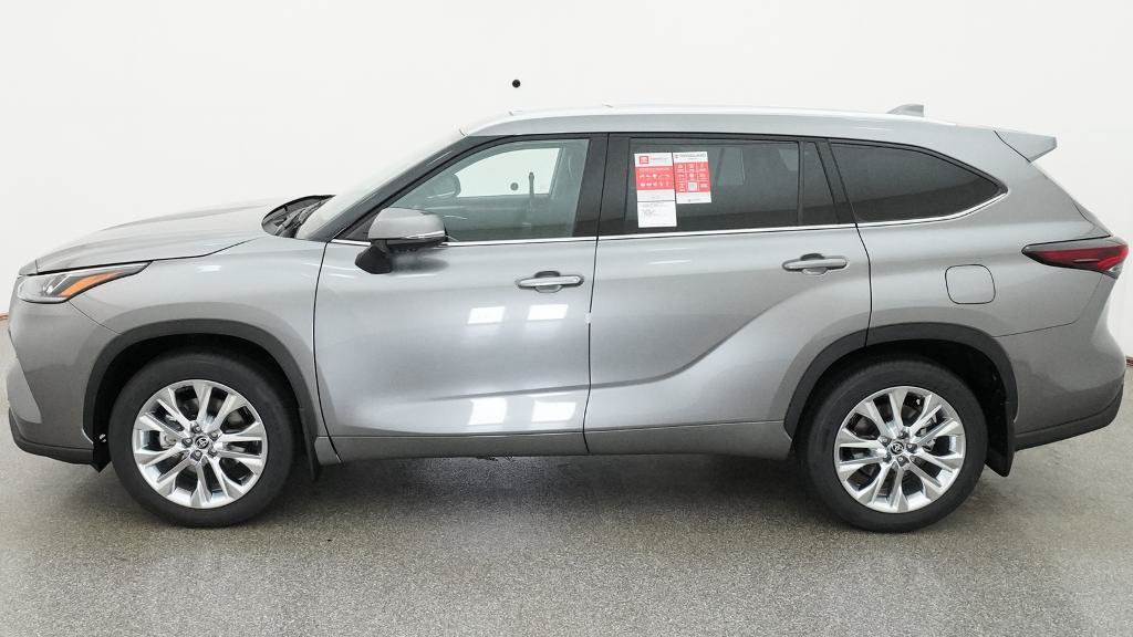 New 2026 Toyota Highlander Limited AWD/4WD image 6