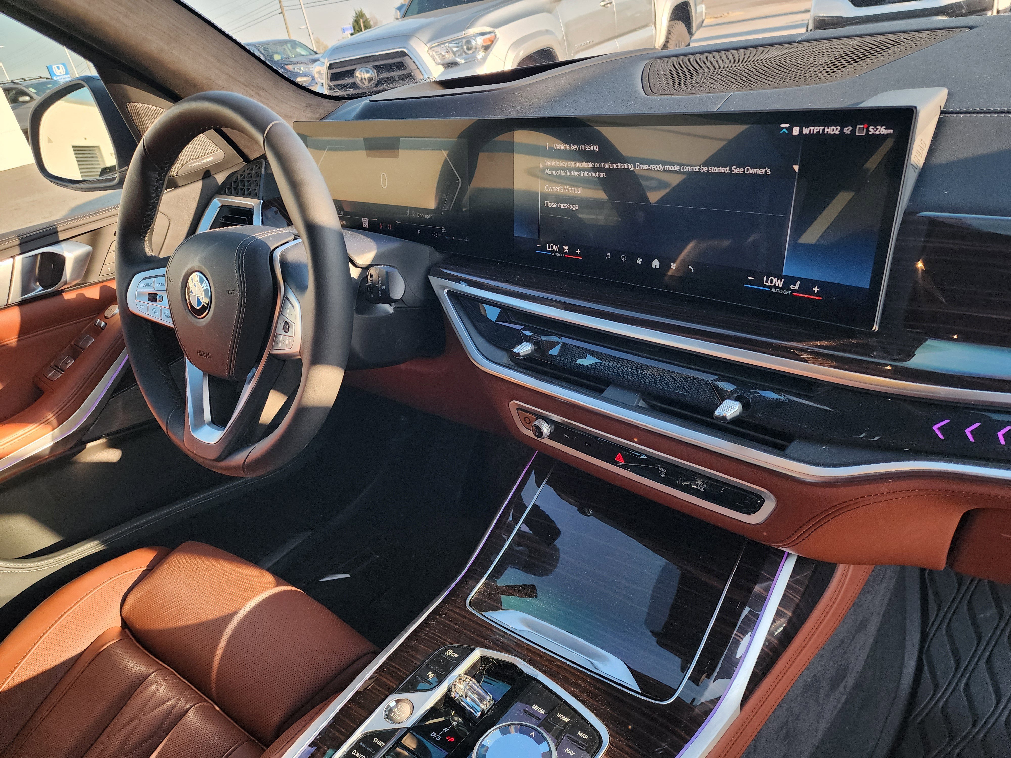 Used 2026 BMW X7 xDrive40i w/ Executive Package image 17