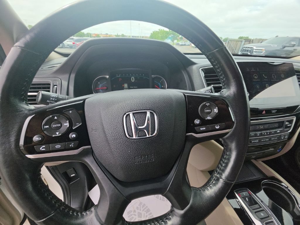 Used 2019 Honda Pilot Elite image 16