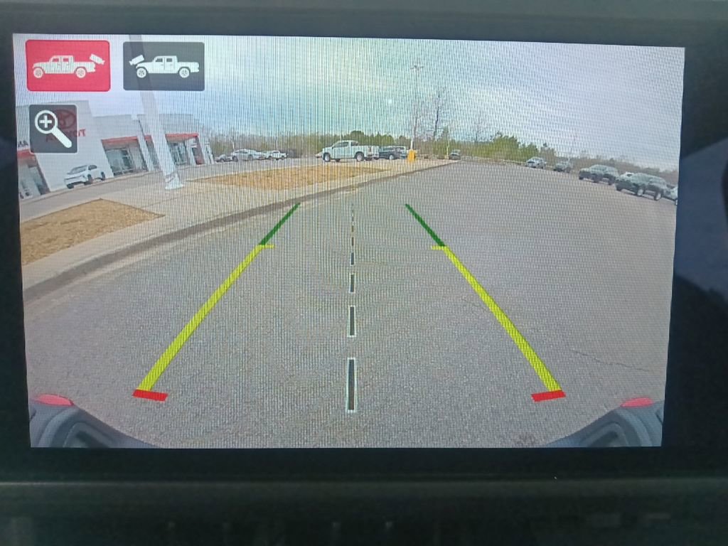 Used 2024 Jeep Gladiator Rubicon image 23