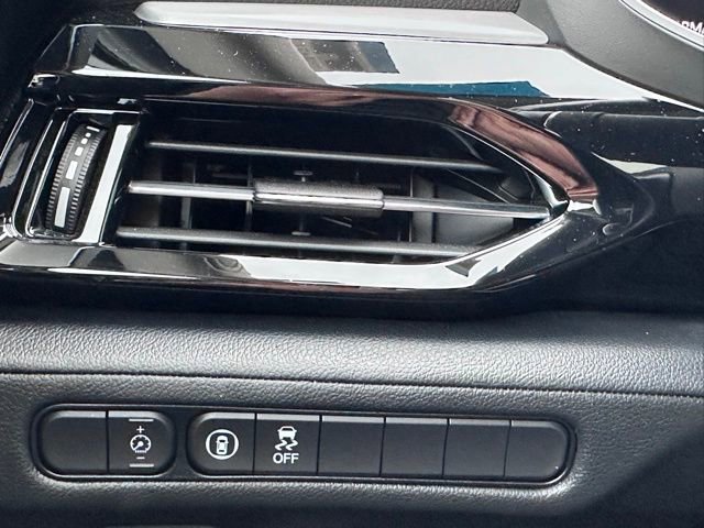 Used 2023 Acura MDX SH-AWD image 16