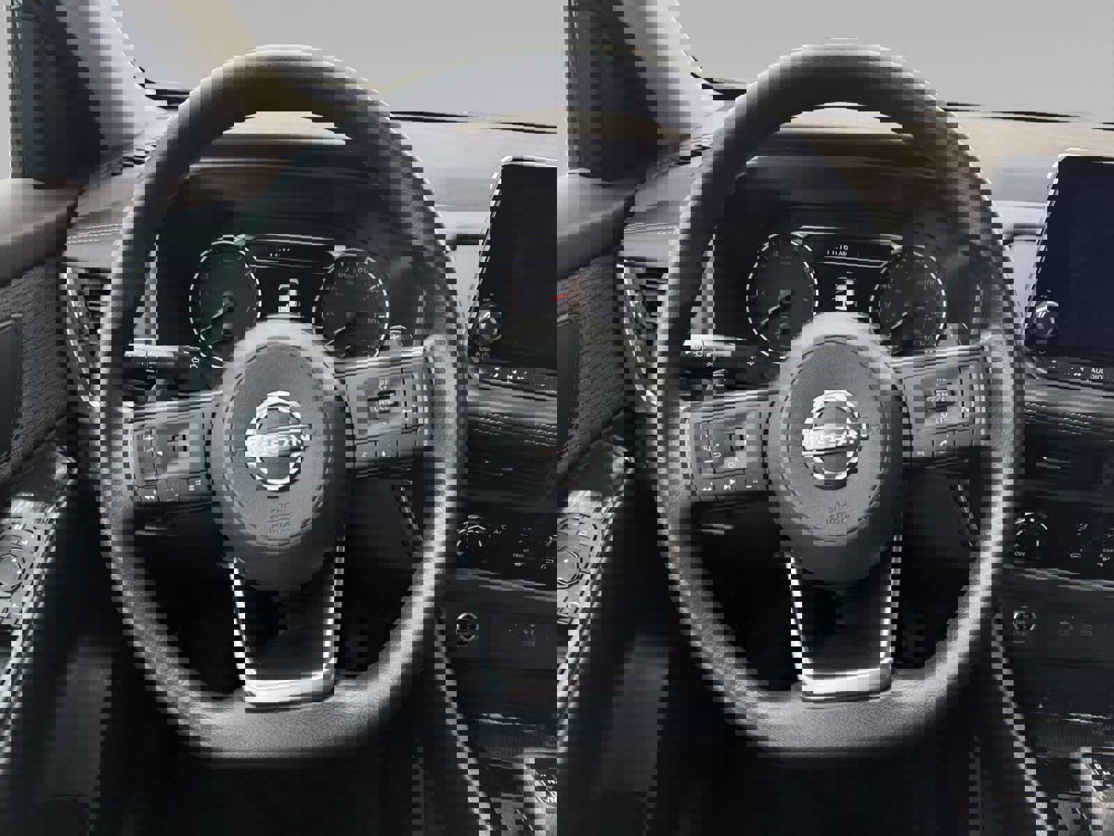 Used 2023 Nissan Rogue S image 12