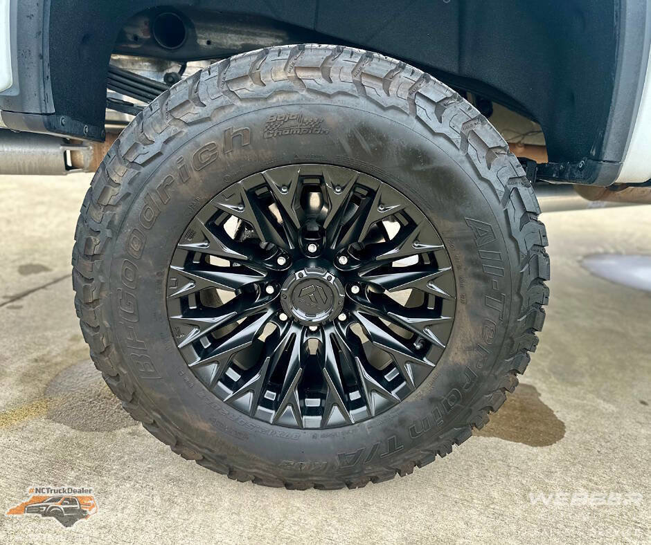 Used 2020 Chevrolet Silverado 2500 High Country w/ Z71 Off-Road Package image 17