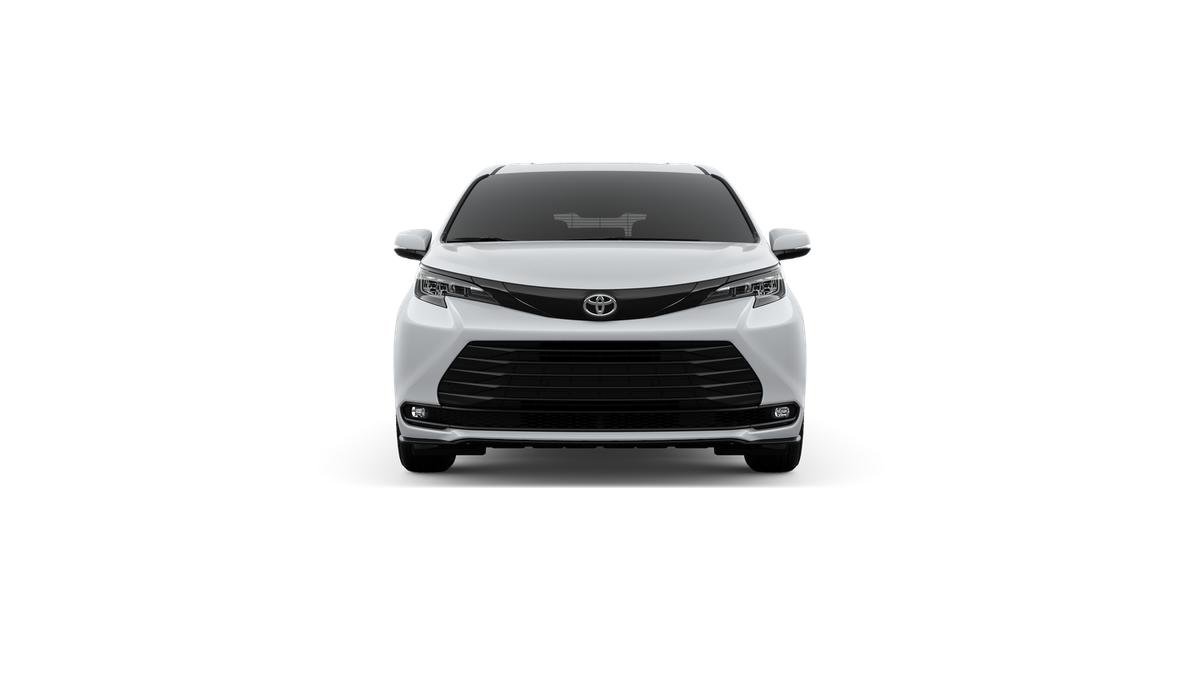 New 2026 Toyota Sienna XLE Woodland Edition AWD/4WD image 17