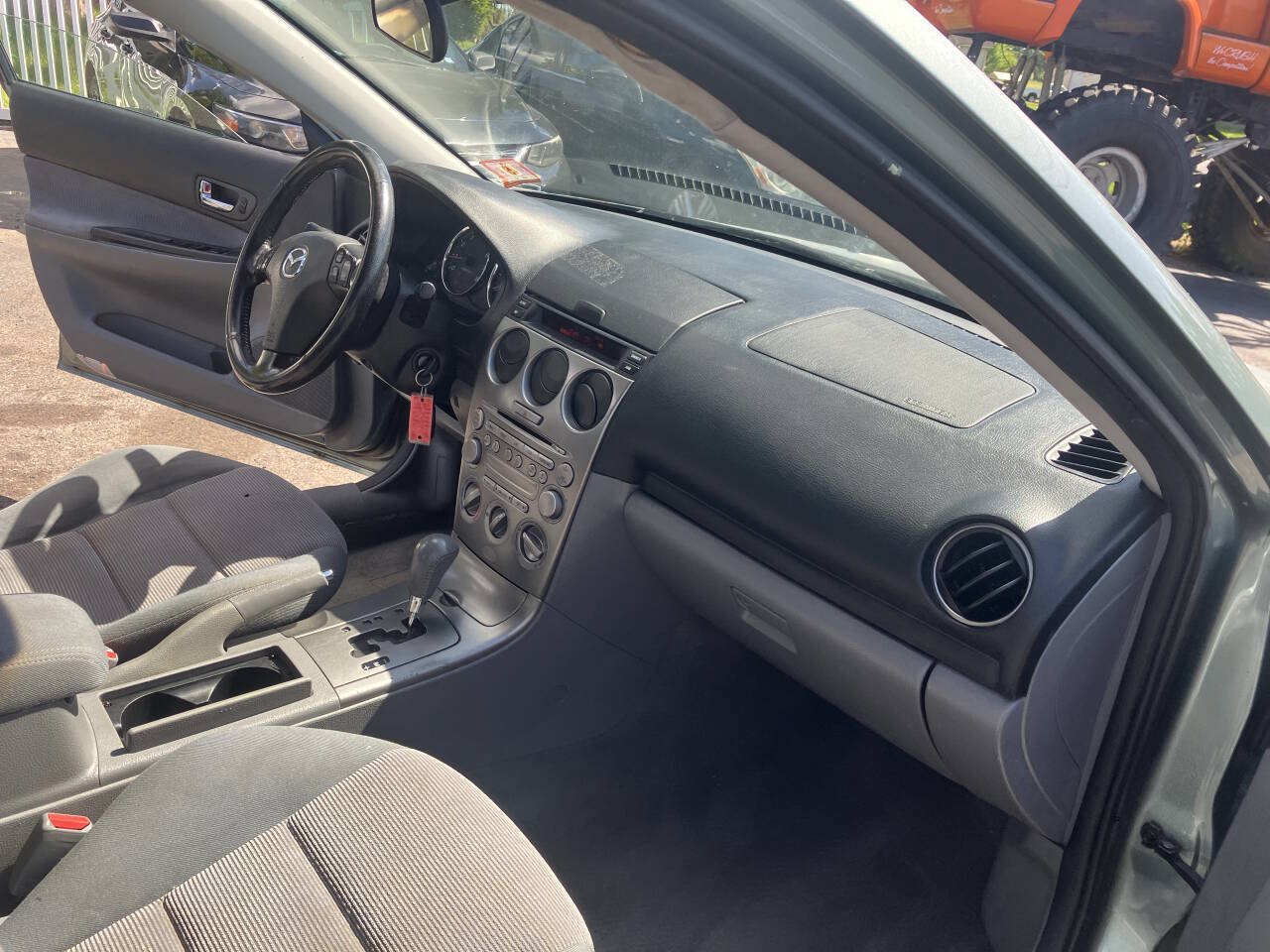 Used 2004 MAZDA MAZDA6 i FWD image 23