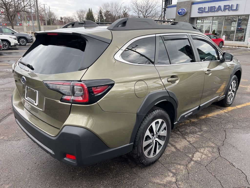 Certified 2024 Subaru Outback Premium image 6