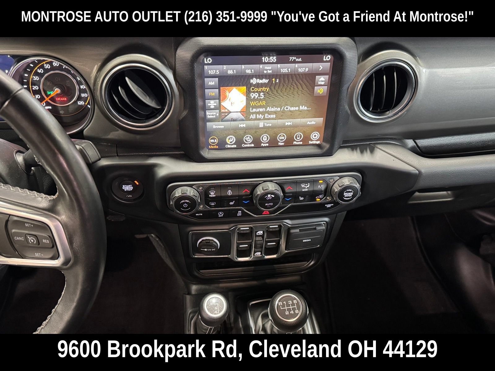 Used 2021 Jeep Wrangler Unlimited Sahara w/ Uconnect 4C Nav & Sound Group AWD/4WD image 26
