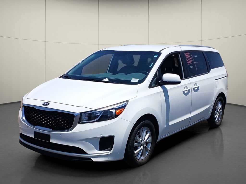 Used 2016 Kia Sedona LX w/ LX Essentials Premium Package FWD image 3