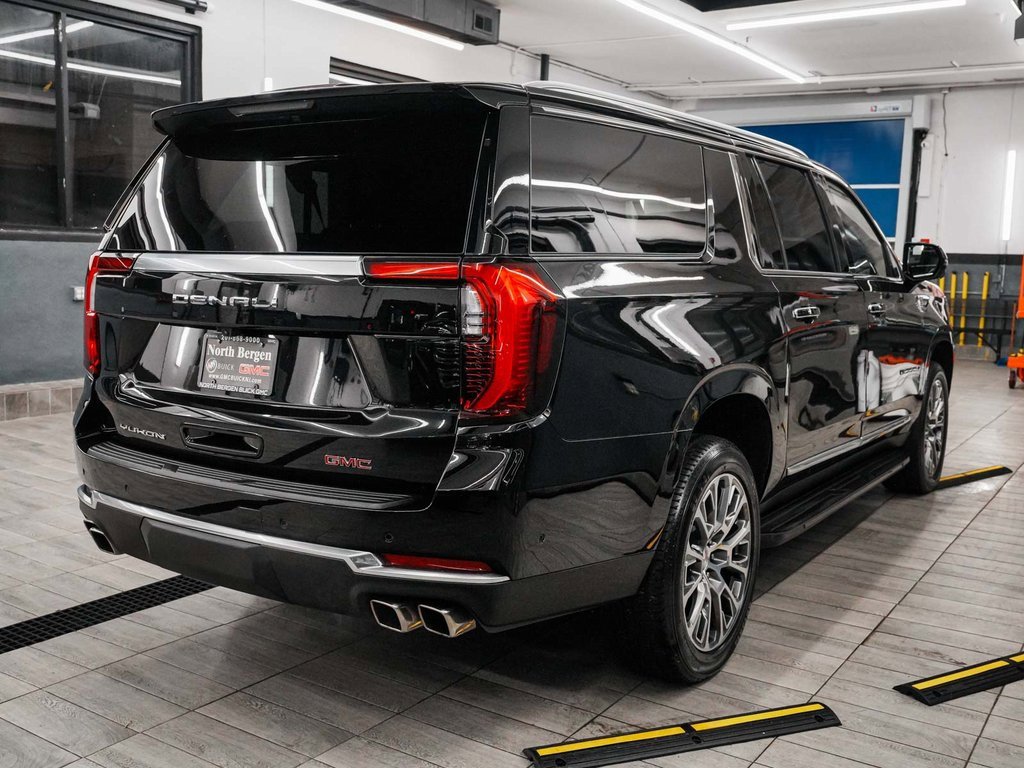 Used 2025 GMC Yukon XL Denali image 7