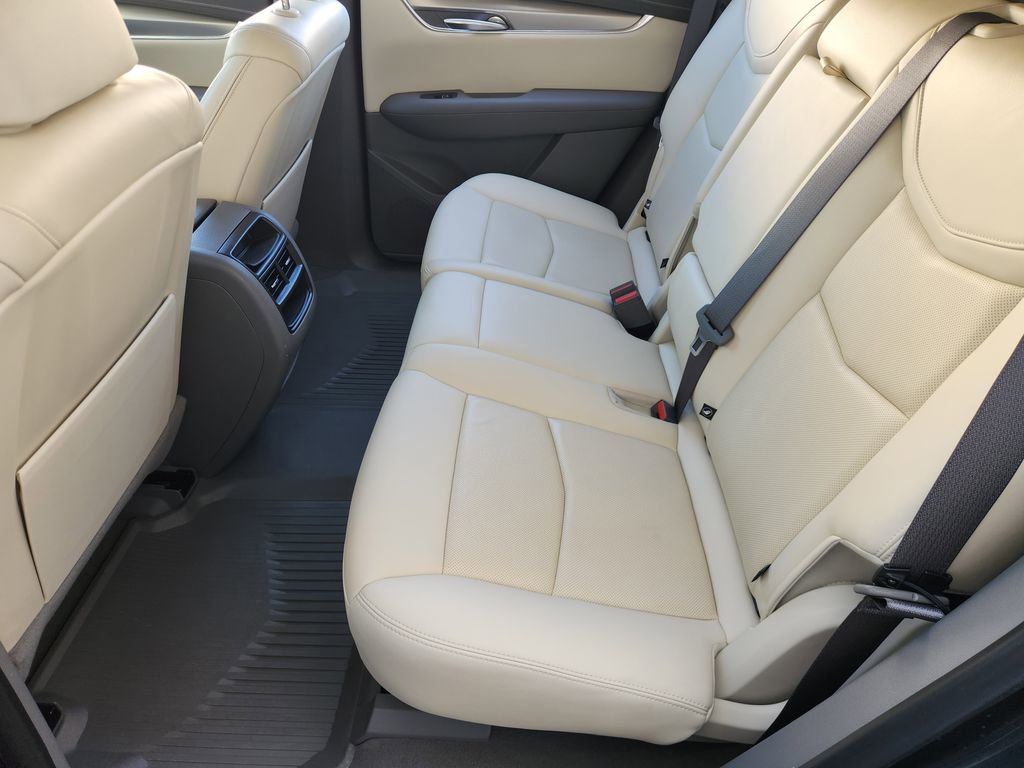 Used 2021 Cadillac XT5 Premium Luxury w/ LPO, Floor Liner Package FWD image 30