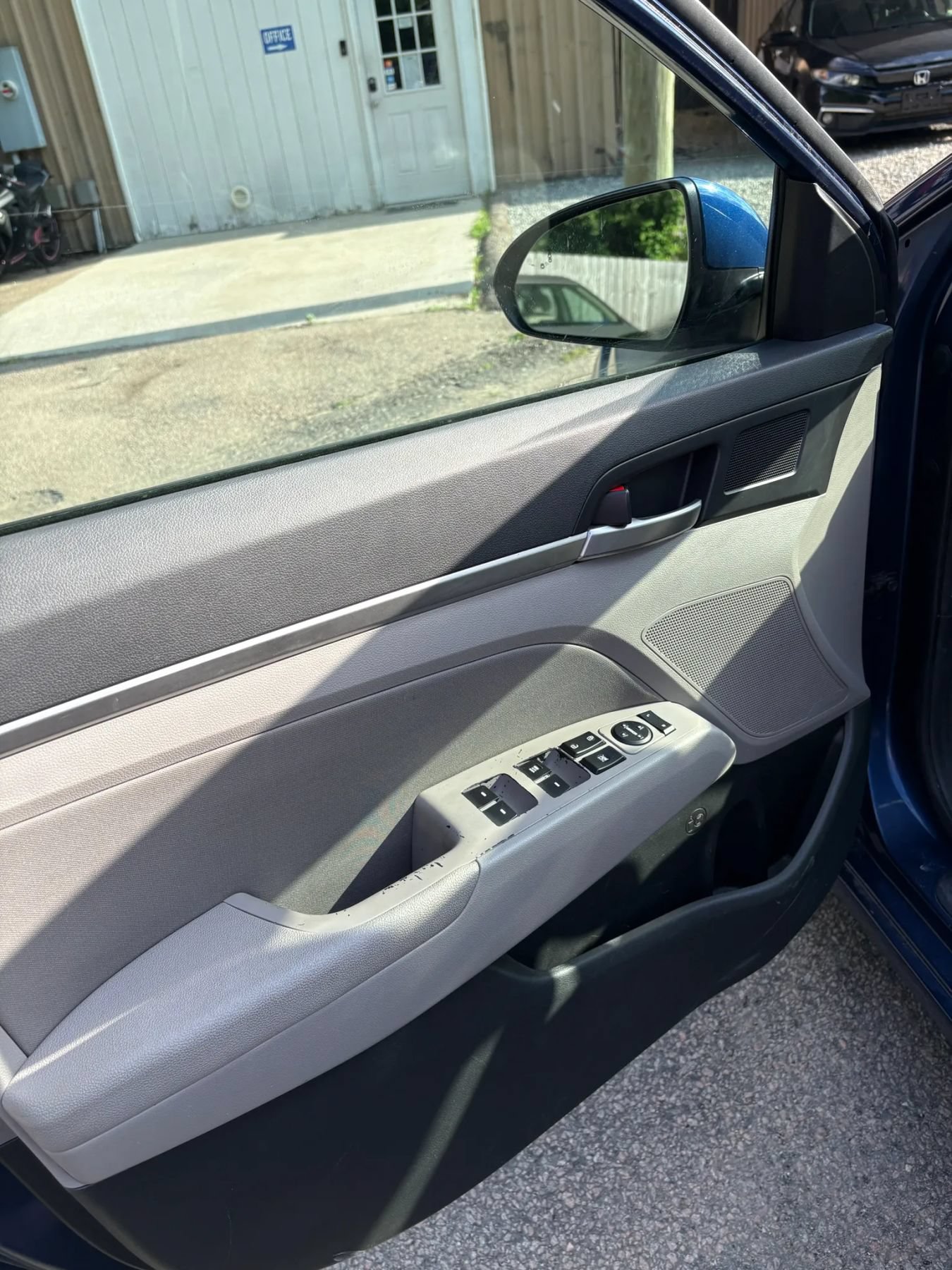 Used 2020 Hyundai Elantra SEL FWD image 40