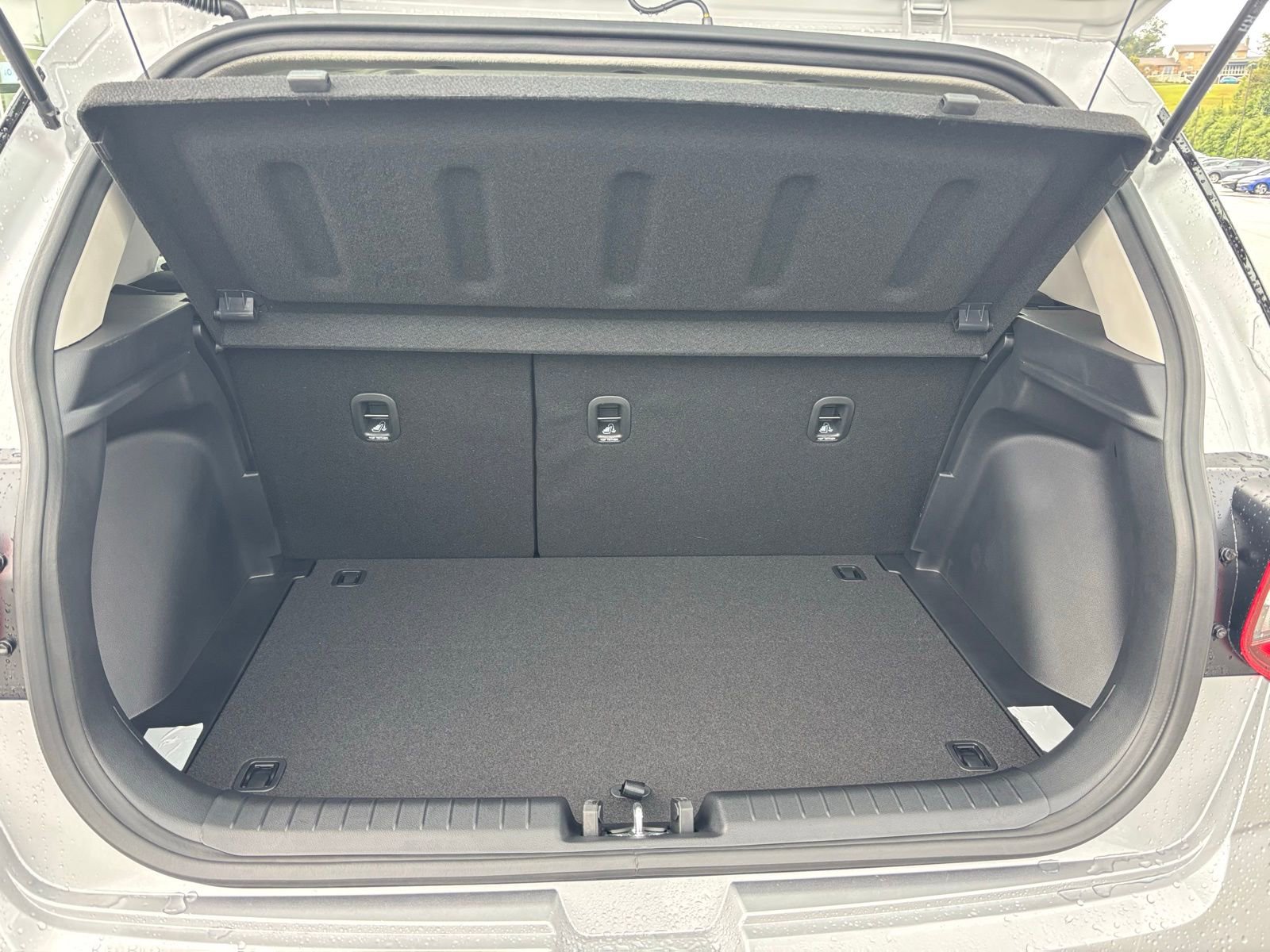 New 2025 Hyundai Venue SEL FWD image 22