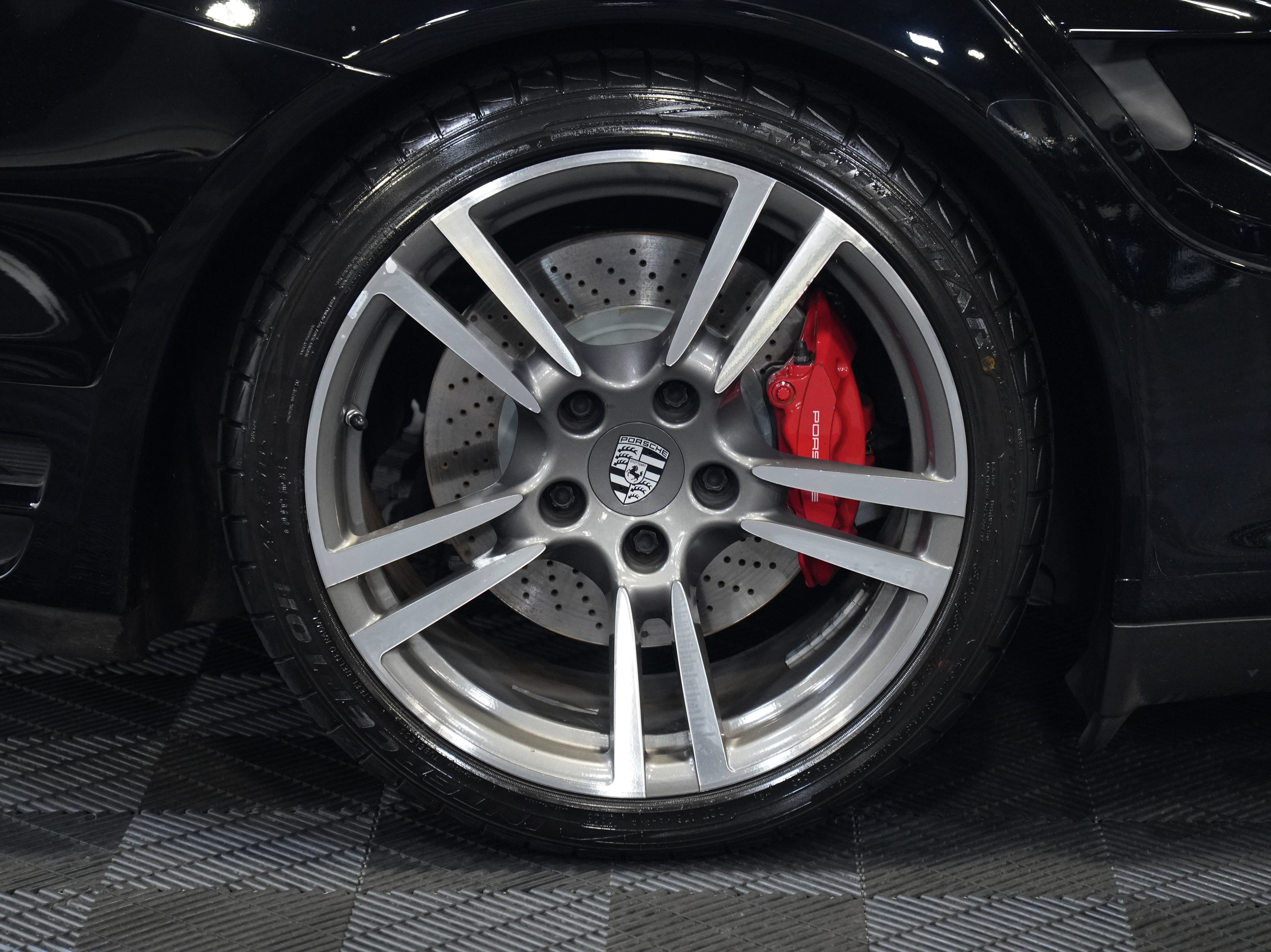 Used 2013 Porsche 911 4 Coupe AWD/4WD image 42