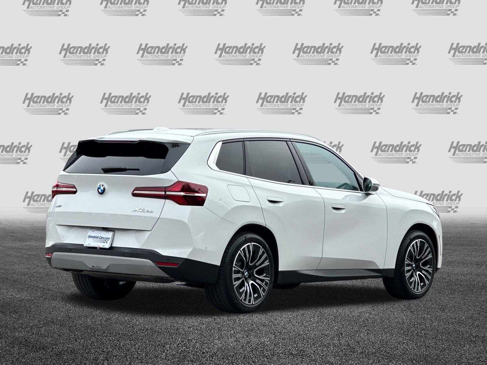 Used 2025 BMW X3 xDrive30i w/ Premium Package image 5