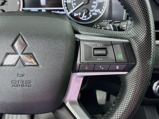 Used 2024 Mitsubishi Outlander SE AWD/4WD image 22