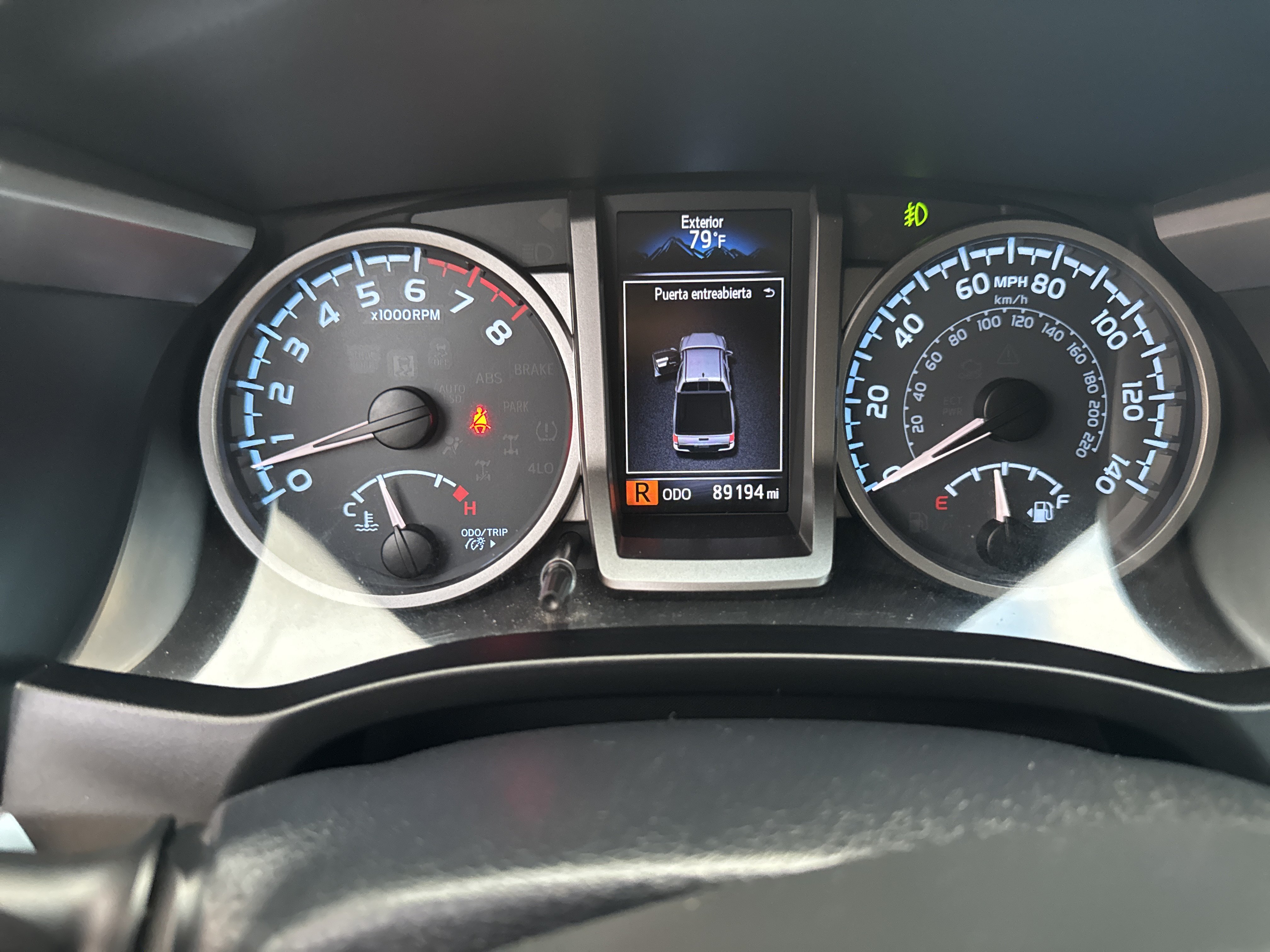 Used 2016 Toyota Tacoma SR5 w/ SR5 Appearance Package (SN) RWD image 30