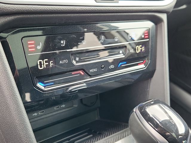 New 2026 Volkswagen Taos SEL image 14