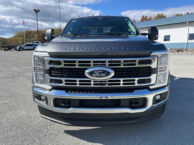 New 2026 Ford F450 XLT image 9