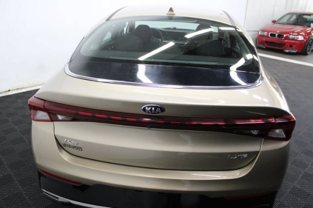 Used 2021 Kia K5 LXS FWD image 8