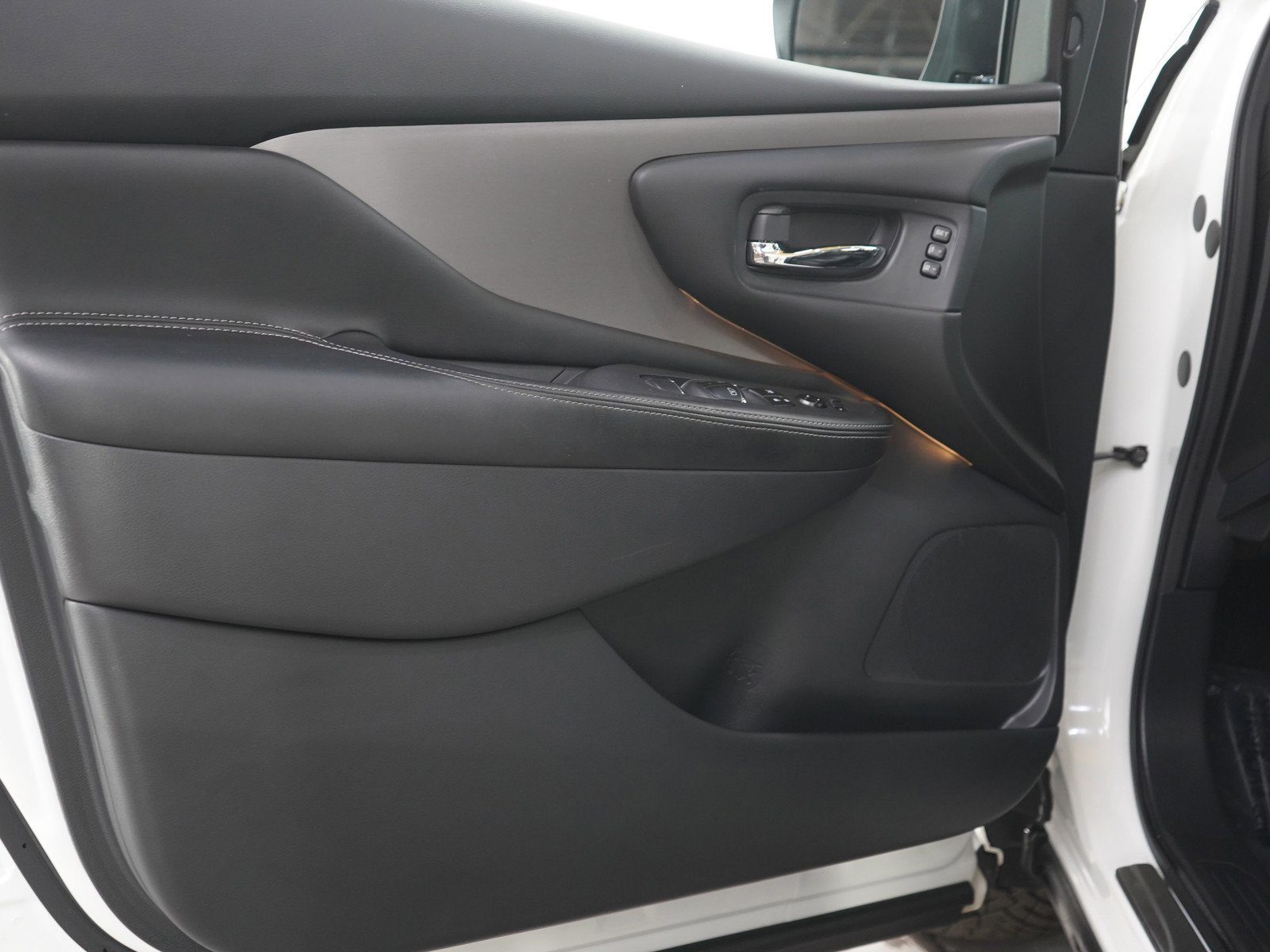 Used 2023 Nissan Murano SL w/ SL Moonroof Package AWD/4WD image 19