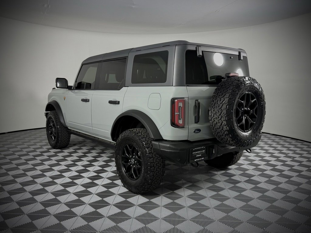 Used 2021 Ford Bronco Badlands image 3
