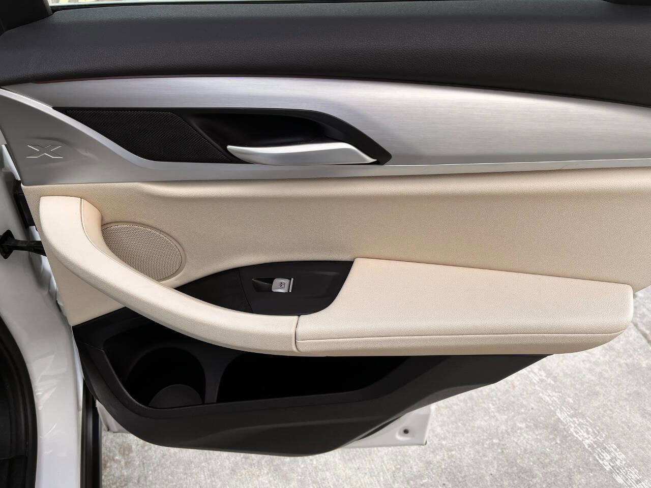 Used 2020 BMW X3 xDrive30i w/ Premium Package image 22