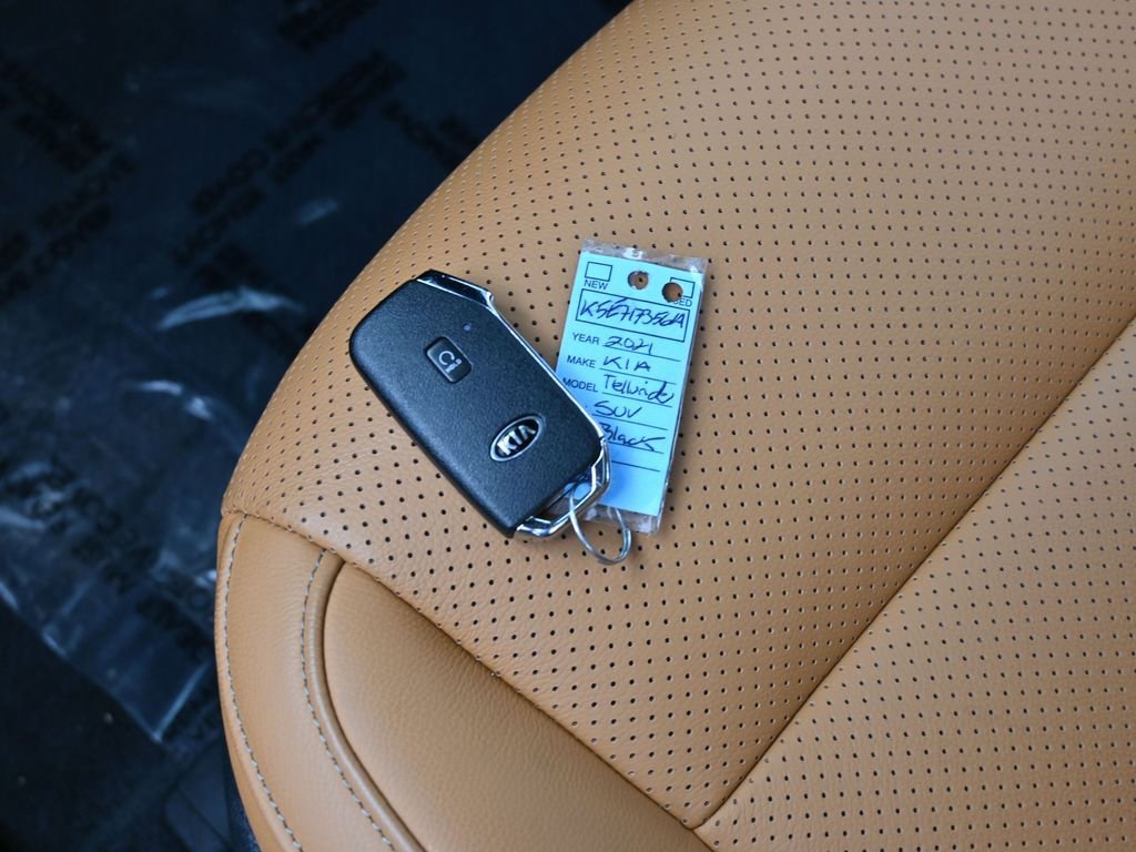 Used 2021 Kia Telluride S image 19