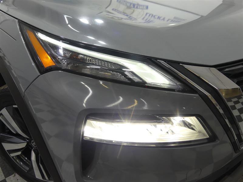 Used 2021 Nissan Rogue SL w/ Premium Package image 14