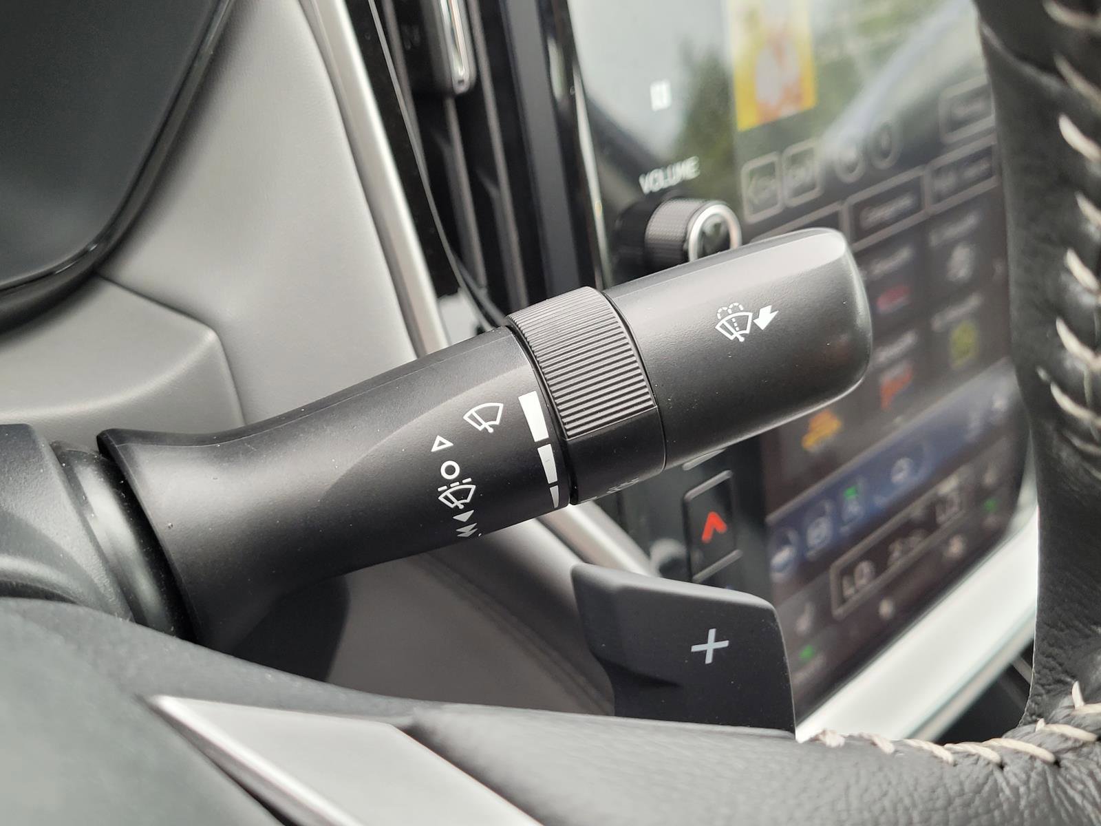 Certified 2025 Subaru Legacy Premium image 30