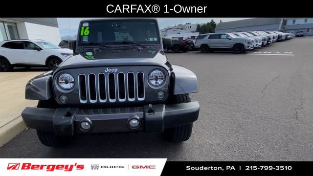 Used 2016 Jeep Wrangler Unlimited Sahara w/ Dual Top Group image 3