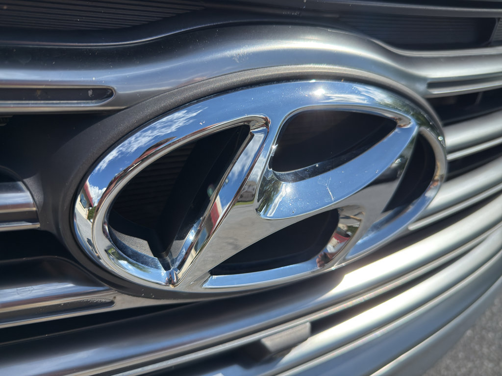 Used 2019 Hyundai Santa Fe XL AWD/4WD image 37