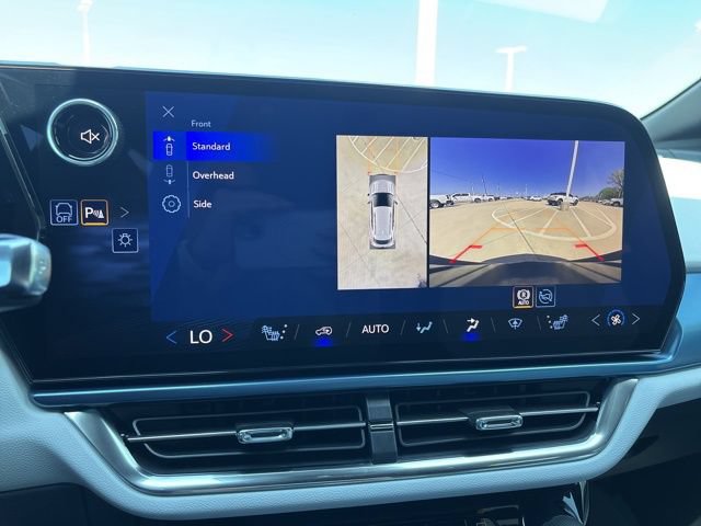 New 2026 Chevrolet Equinox EV LT FWD image 21