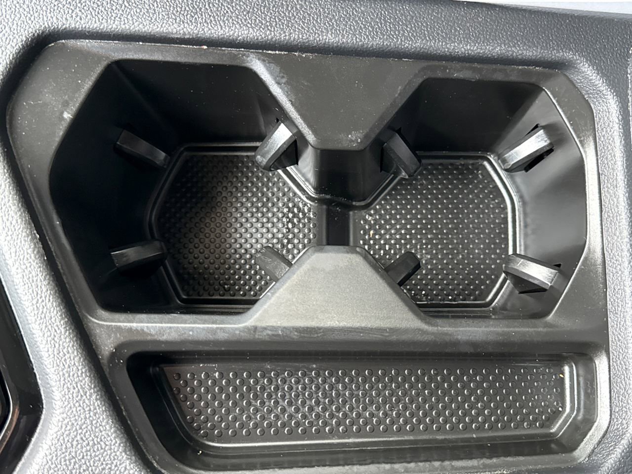 Used 2022 Volkswagen Taos SEL AWD/4WD image 22