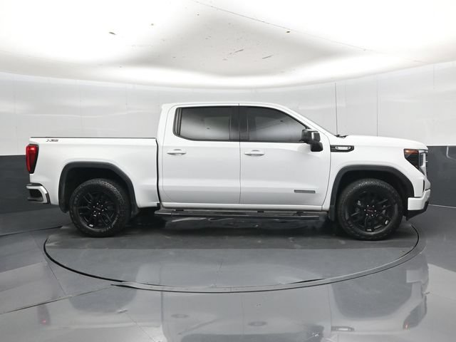 Used 2024 GMC Sierra 1500 Elevation w/ Elevation Premium Package AWD/4WD image 2