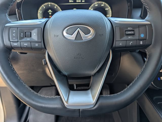 Used 2023 INFINITI QX60 Sensory w/ Vision Package FWD image 5