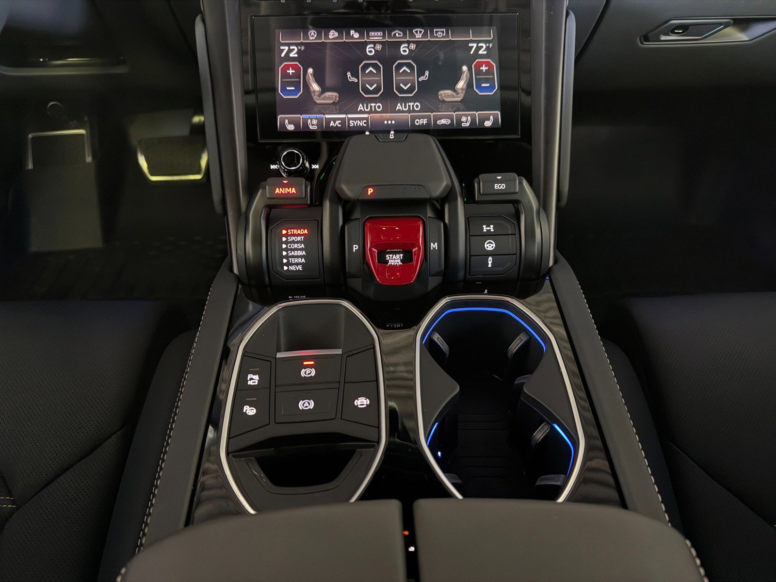 Used 2024 Lamborghini Urus S AWD/4WD image 37