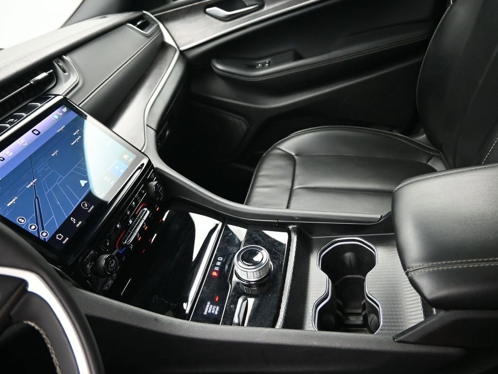 Used 2024 Jeep Grand Cherokee L Limited w/ Luxury Tech Group II image 22