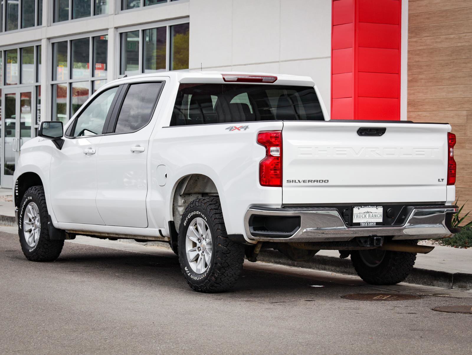 Used 2023 Chevrolet Silverado 1500 LT w/ Work Truck Package image 6