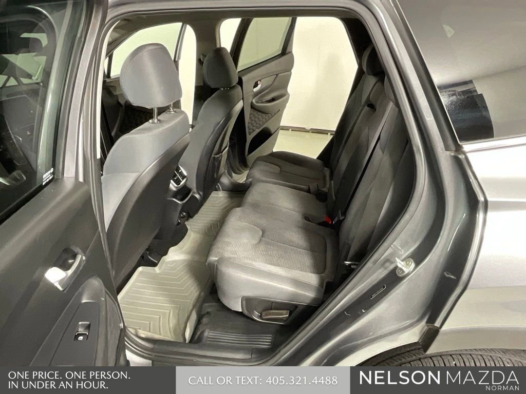 Used 2020 Hyundai Santa Fe SE image 12