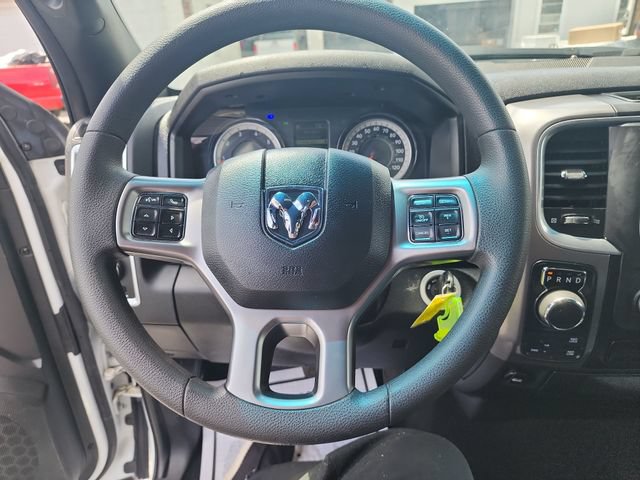 Used 2024 RAM 1500 Warlock AWD/4WD image 13