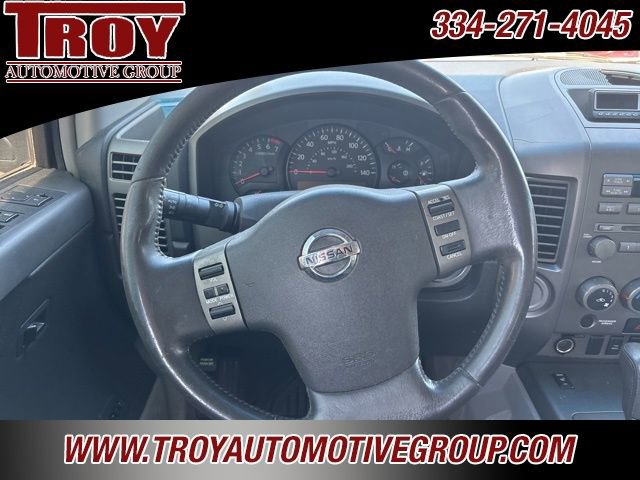 Used 2004 Nissan Titan LE w/ (Tow) Big Tow Pkg image 25