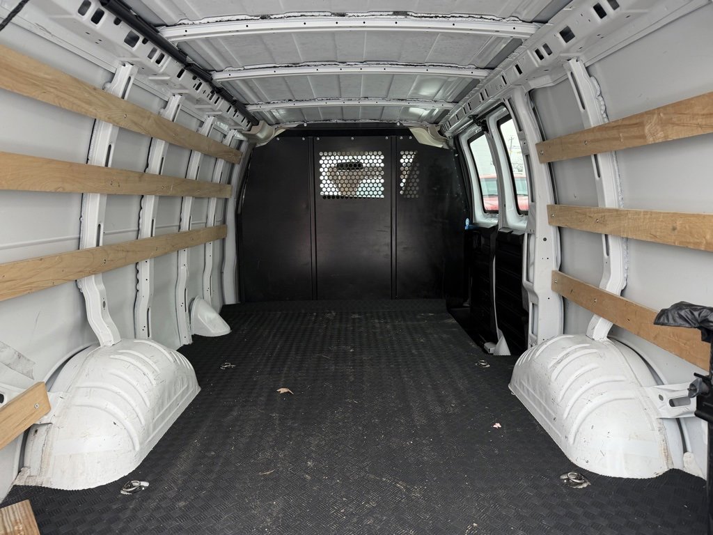 Used 2024 Chevrolet Express 2500 w/ Driver Convenience Package image 11