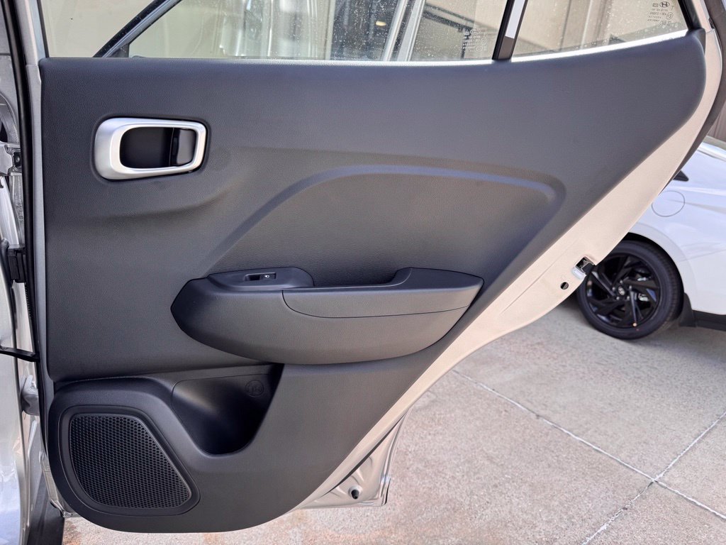 New 2026 Hyundai Venue SEL FWD image 18