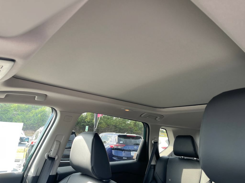 New 2026 Nissan Rogue Dark Armor AWD/4WD image 23